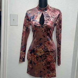 Pink Velvet Long Sleeve Flower Dress